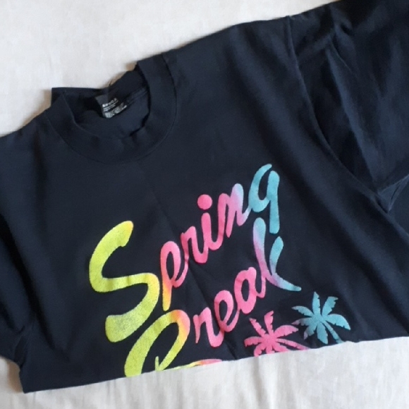 Vintage 'Spring Break' Graphic Tee - Picture 1 of 7
